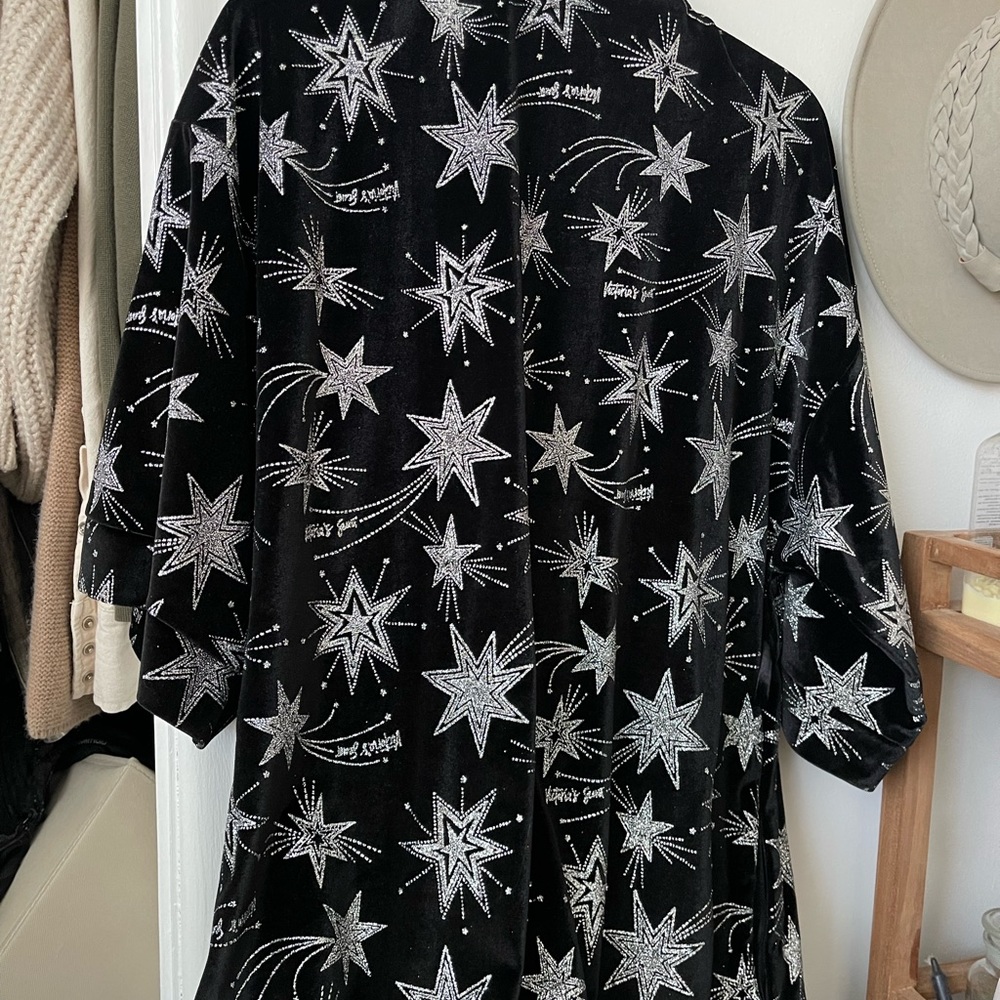 VICTORIA SECRET ROBE - Picture 2 of 4